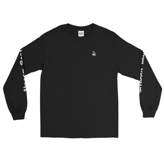 With its classic and regular fit, this Shroom Beach Long Sleeve Tee is a true wardrobe essential perfect for a relaxed and casual setting. 