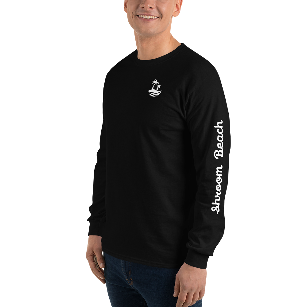 With its classic and regular fit, this Shroom Beach Long Sleeve Tee is a true wardrobe essential perfect for a relaxed and casual setting. 