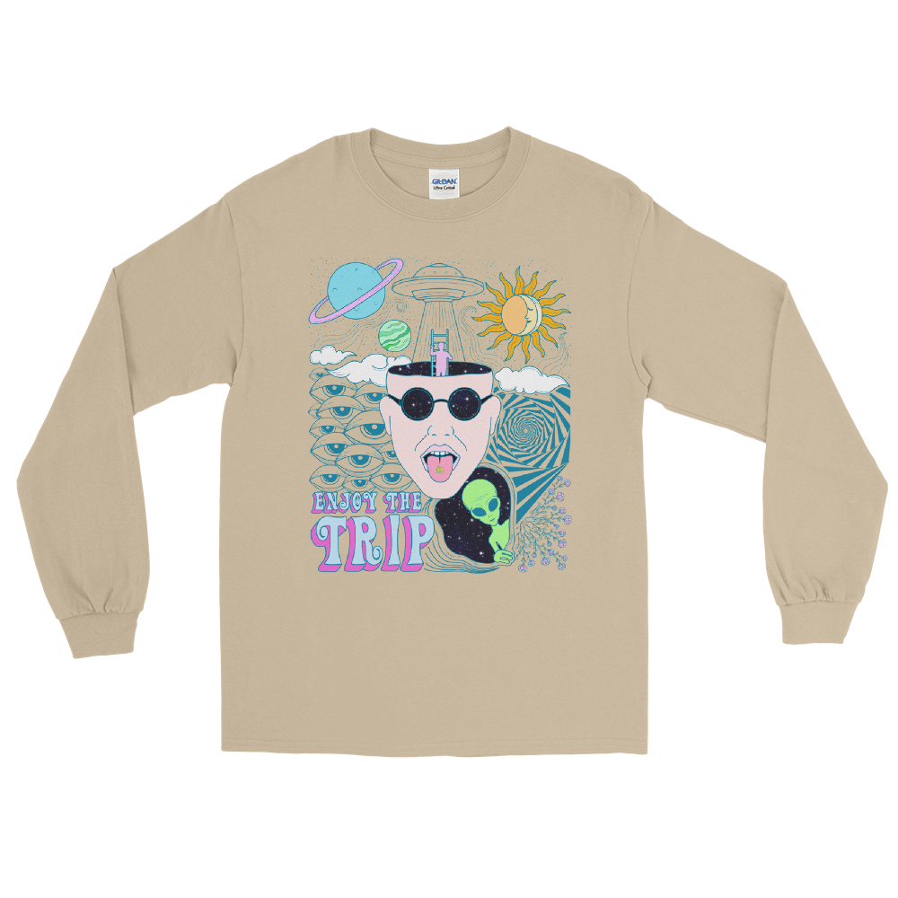 With its classic and regular fit, this Shroom Beach Long Sleeve Tee is a true wardrobe essential perfect for a relaxed and casual setting. 