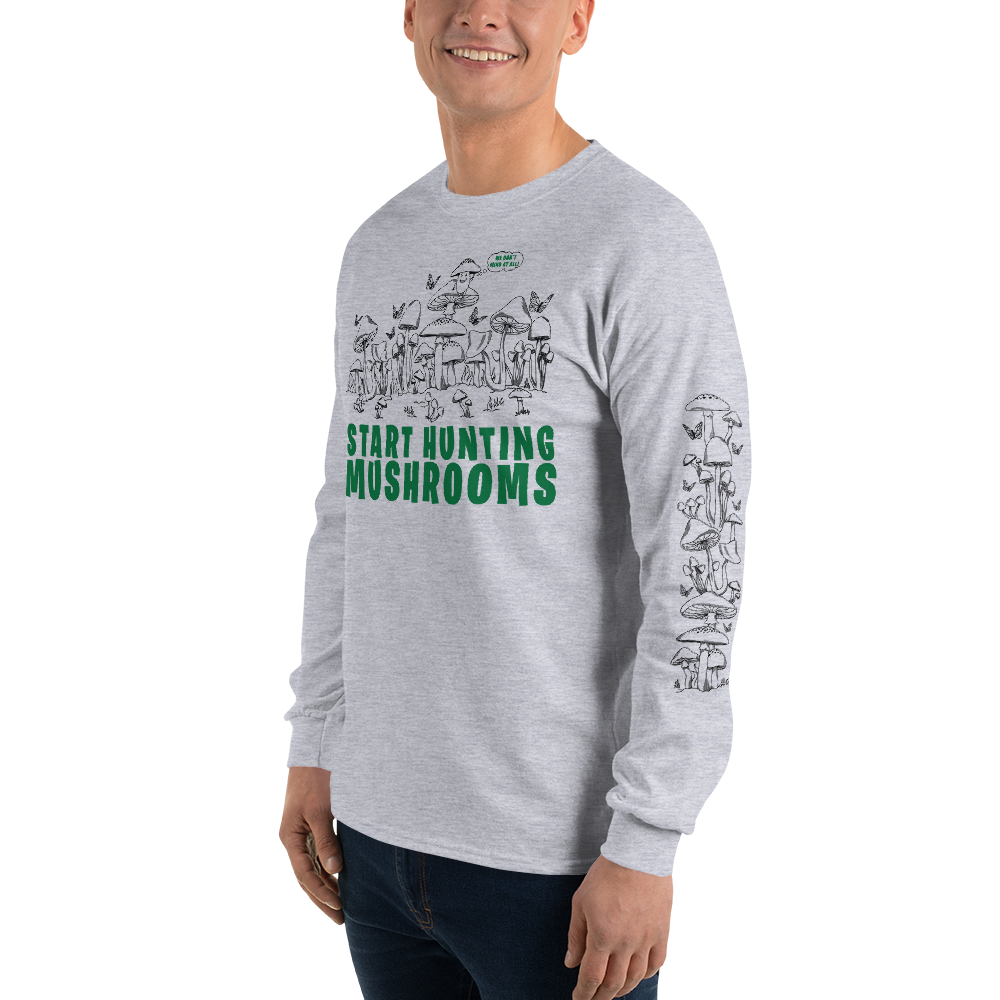 With its classic and regular fit, this Shroom Beach Long Sleeve Tee is a true wardrobe essential perfect for a relaxed and casual setting. 