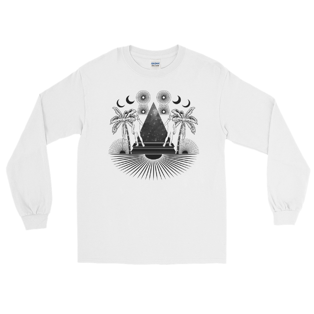 With its classic and regular fit, this Shroom Beach Long Sleeve Tee is a true wardrobe essential perfect for a relaxed and casual setting. 