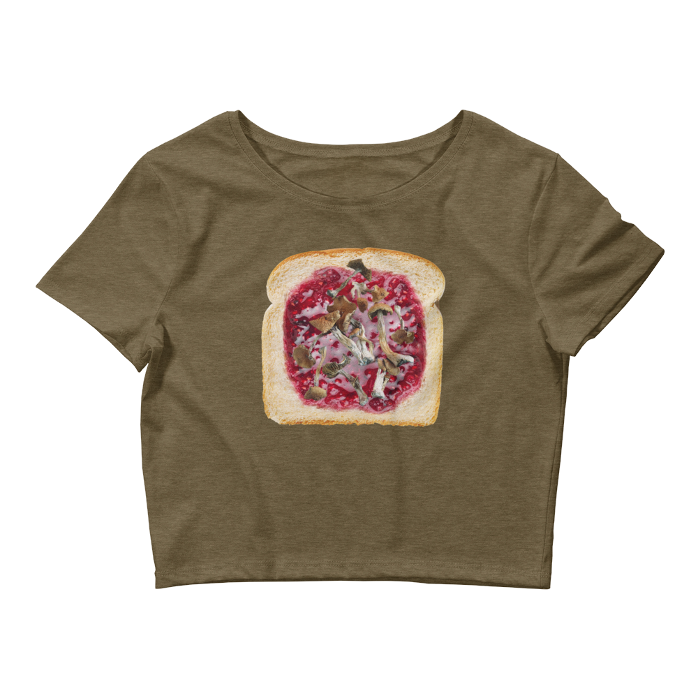 Thanks to its fabric weight and composition, this Shroom Beach crop tee is light, stretchy, and comfortable for everyday wear.